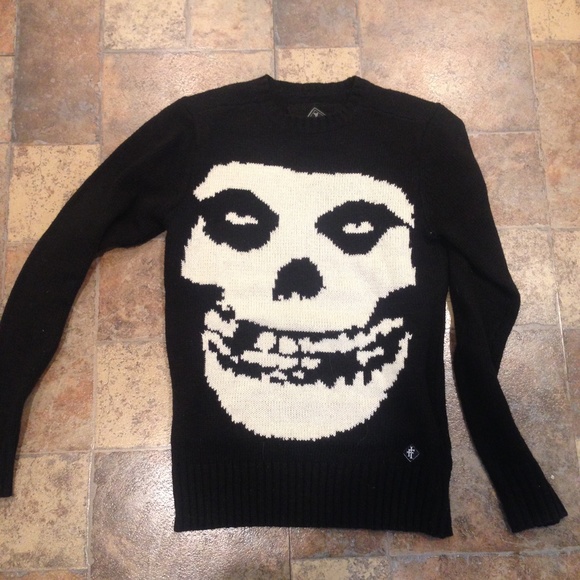 Iron Fist | Sweaters | Misfits Sweater 